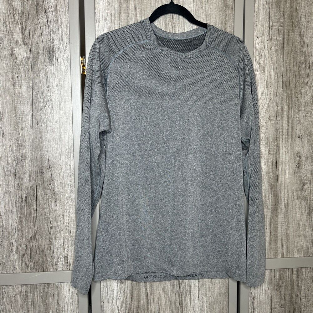 Lululemon Performance Top Long Sleeves Athletic Gray